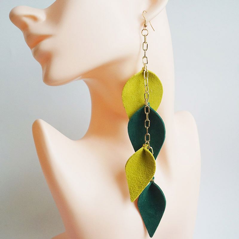 Quality Cashmere Earrings Green Leaf Shape Fresh Elegant Stylish Sheepskin Hoop Earrings Ready To Ship