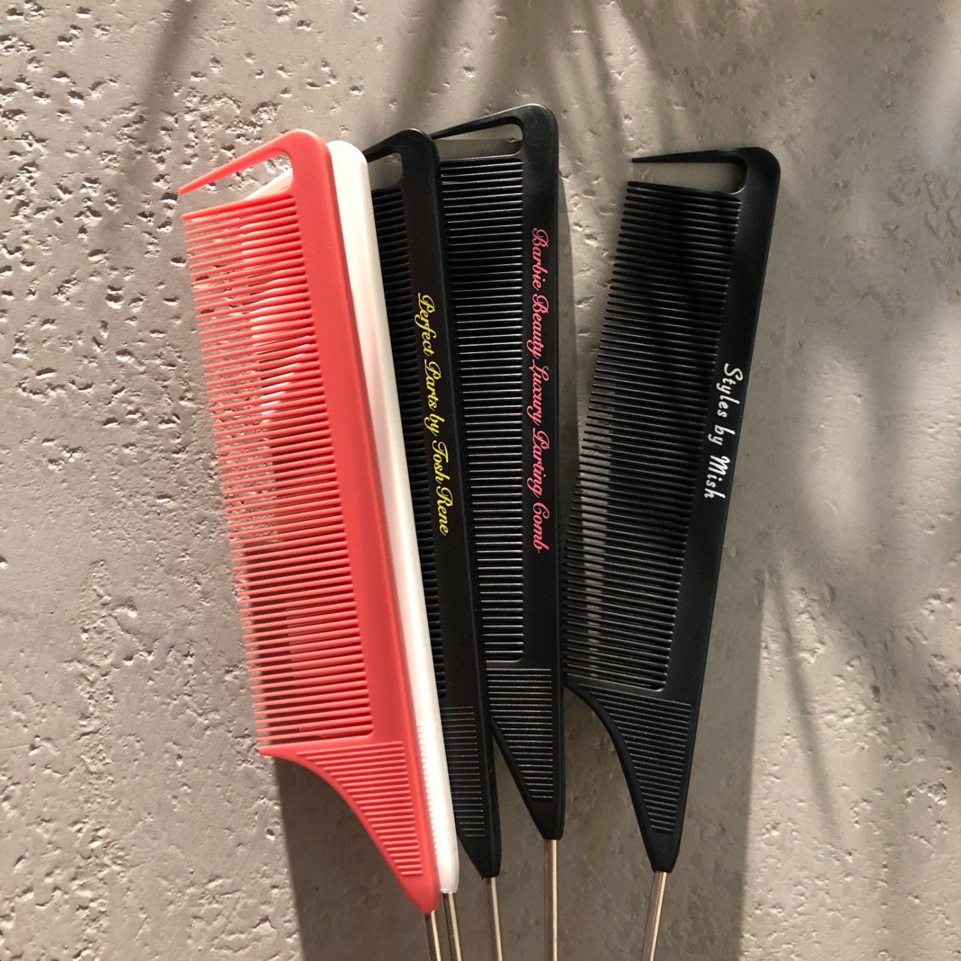 Antistatic carbon comb with competitive price