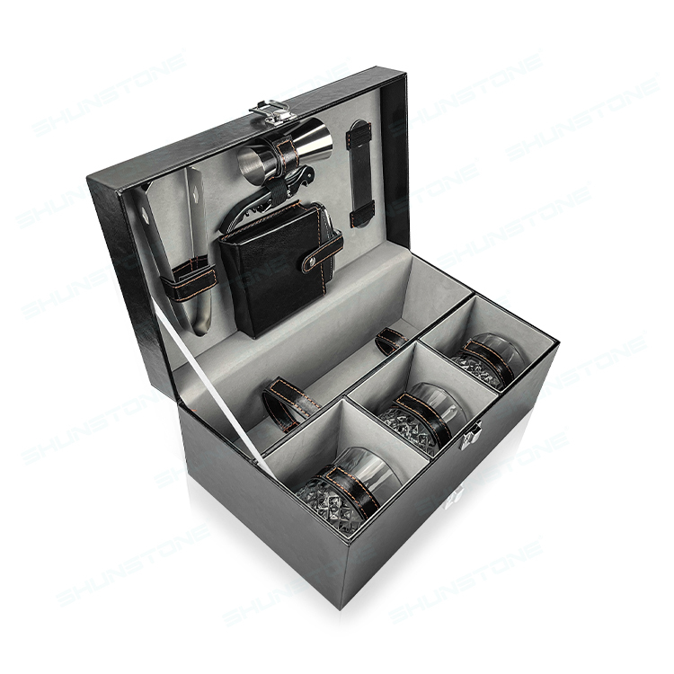 Premium High Quality Black Portable Leatherette Bar Sets with Whiskey Glasses Bar Accessories Novelty Gift Set For Men
