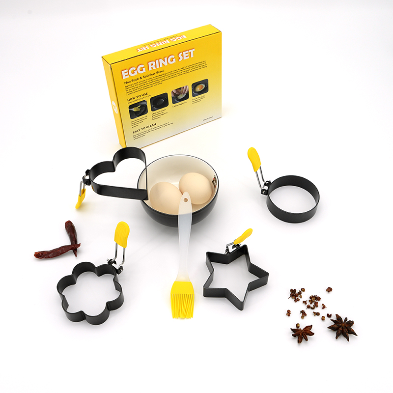 Amazon Hot Sale 4 pcs Silicone Anti Scald Handle Egg Rings Set Nonstick Coated stainless steel Egg frying mold