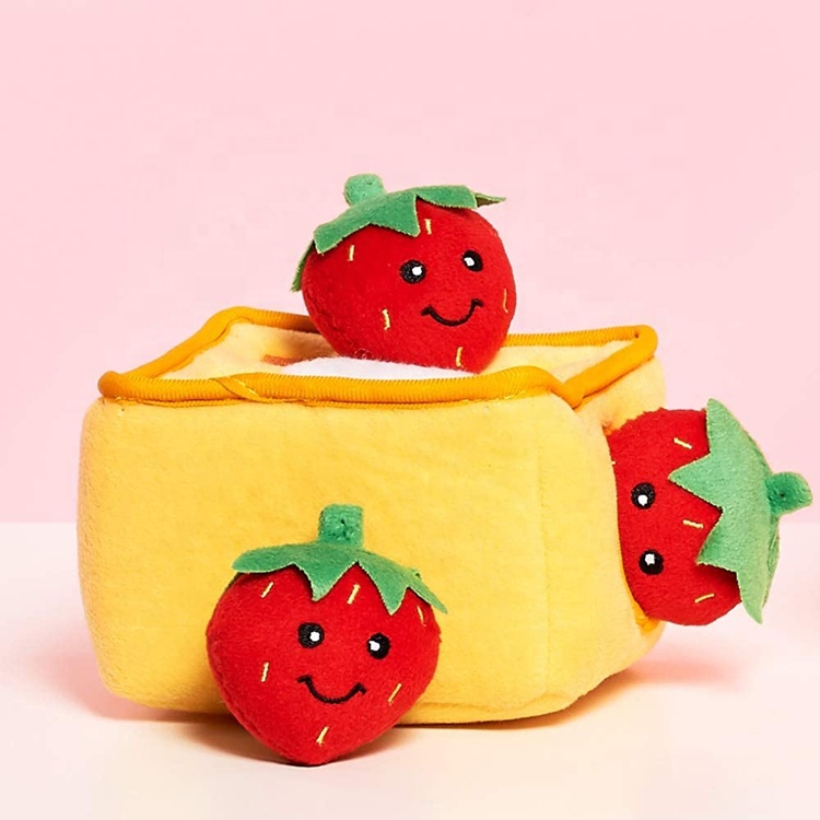 OEM Funny Squeaky Plush Dog Toy Strawberry Food Cat Pet Toy