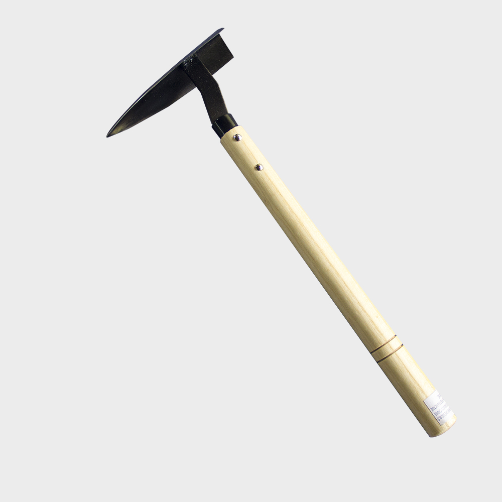 Chinese factories sell carbon steel triangular hoes with wooden handles and agricultural hoes