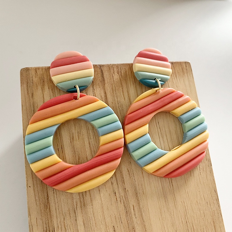 2021 New Arrival Hot Oval Pendant Earrings Fashion Bohemian Statement Earrings Cute Colorful Rainbow earrings for Women