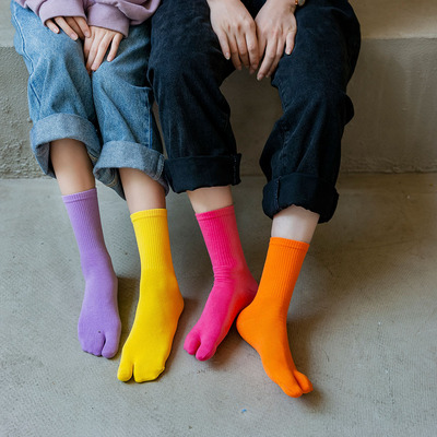 sxx430 Wholesale Fashion Candy Colorful Full Cotton Plaid 2 Toe Separator Socks Long Crew Toe Socks Women