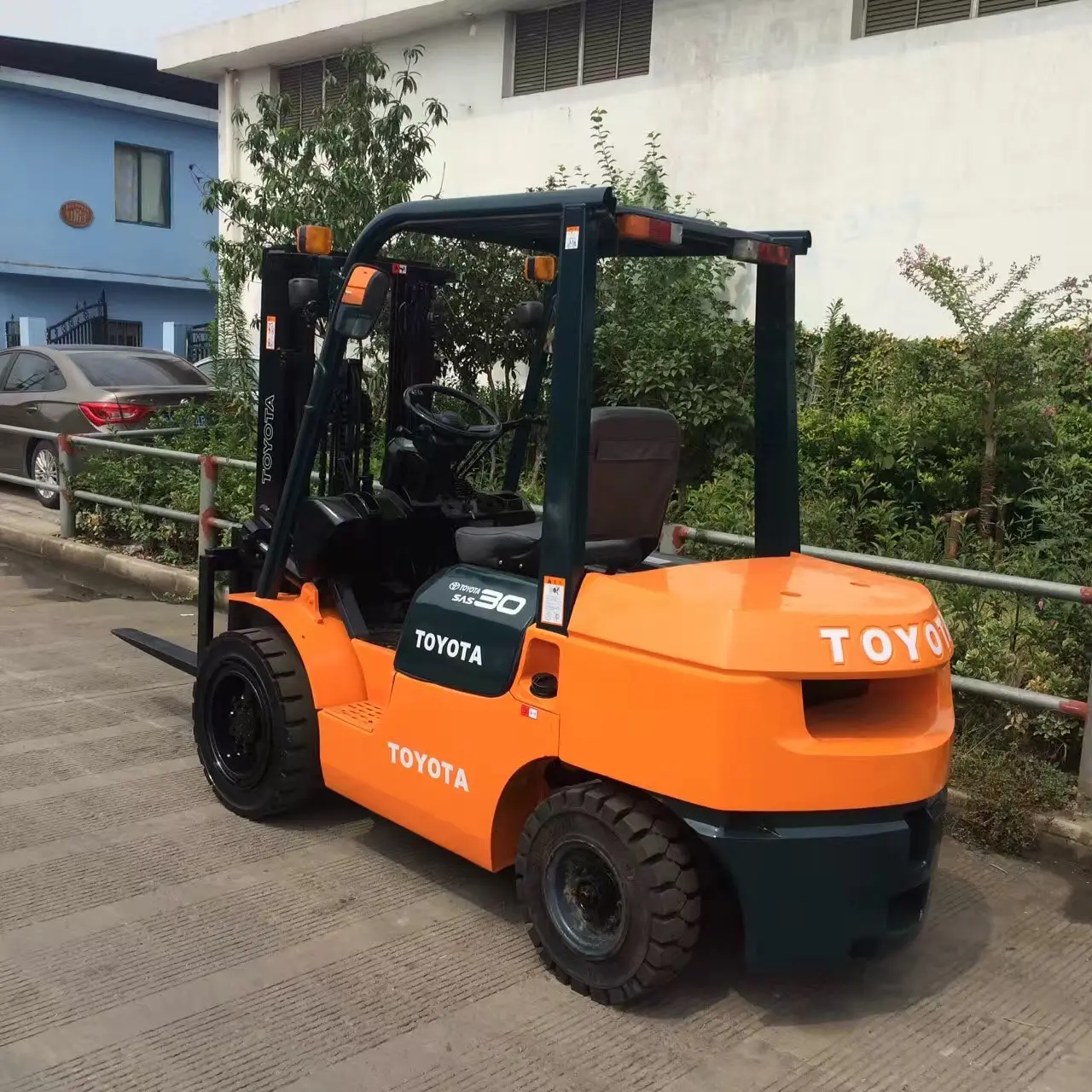 3 tons Toyota diesel used forklift