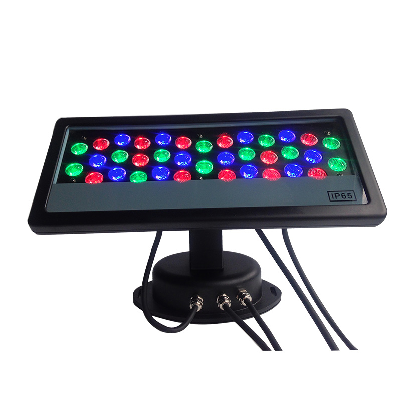 Светодиодная световая панель 36X1 Вт DJ Uplight Color Kinetics ColorBlast, настенная мойка