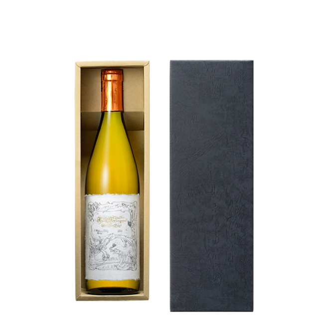 Priavate brand low price Japanese set wine glass sake bottle