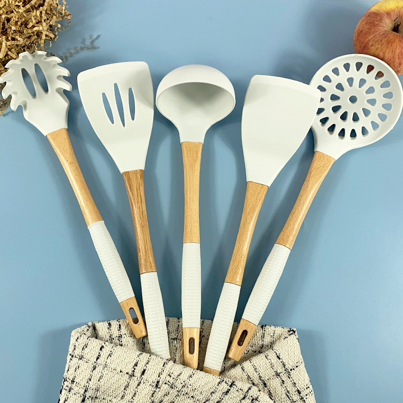 7-pieces Non-stick Luxury Multifunctional Guangdong Kitchen Utensils with Wood Handle