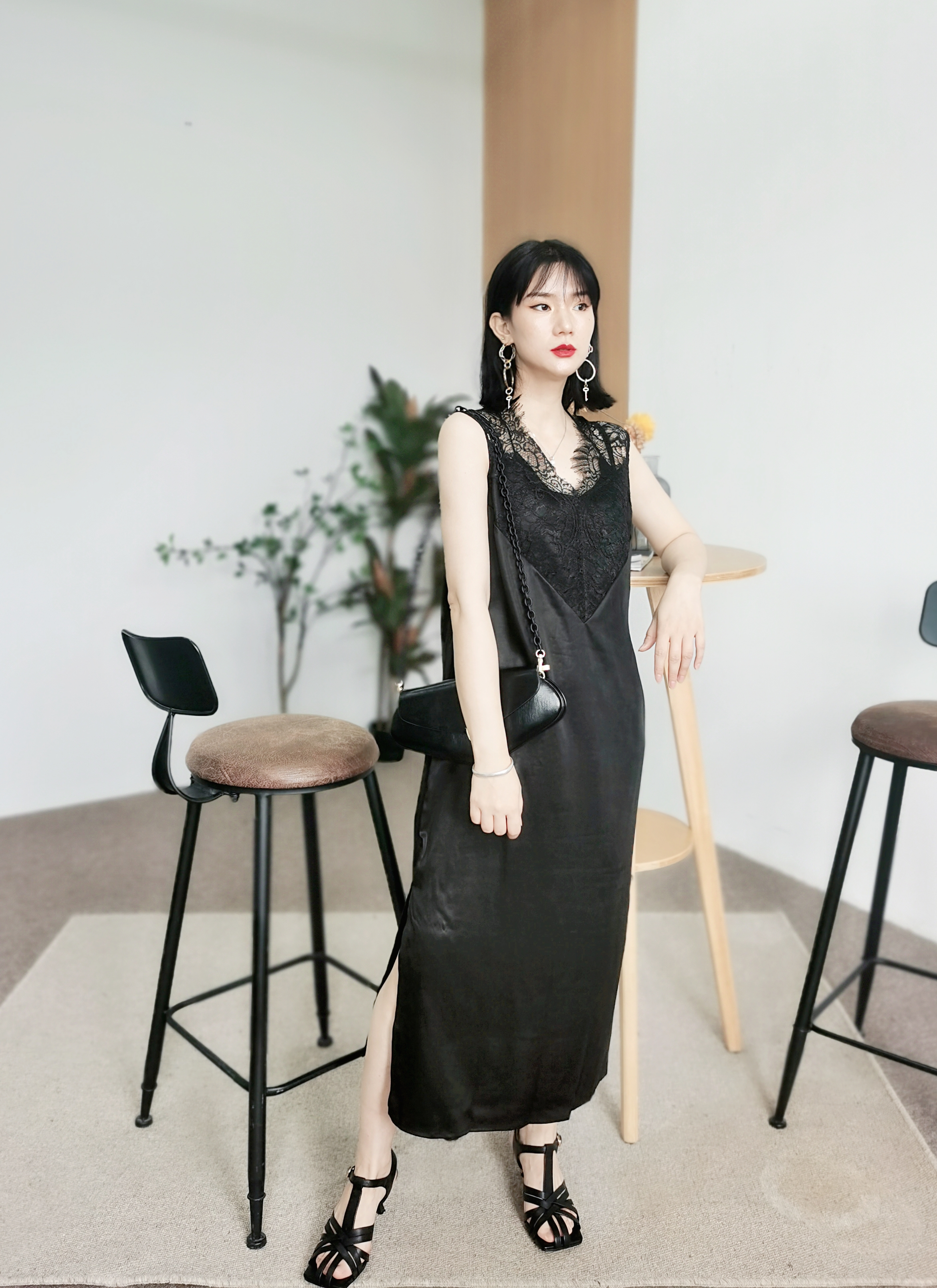 Wholesale Fashion Women Korean Dress Lace Sexy   Club Ladies 100% Silk Satin Casual Dresses 2021