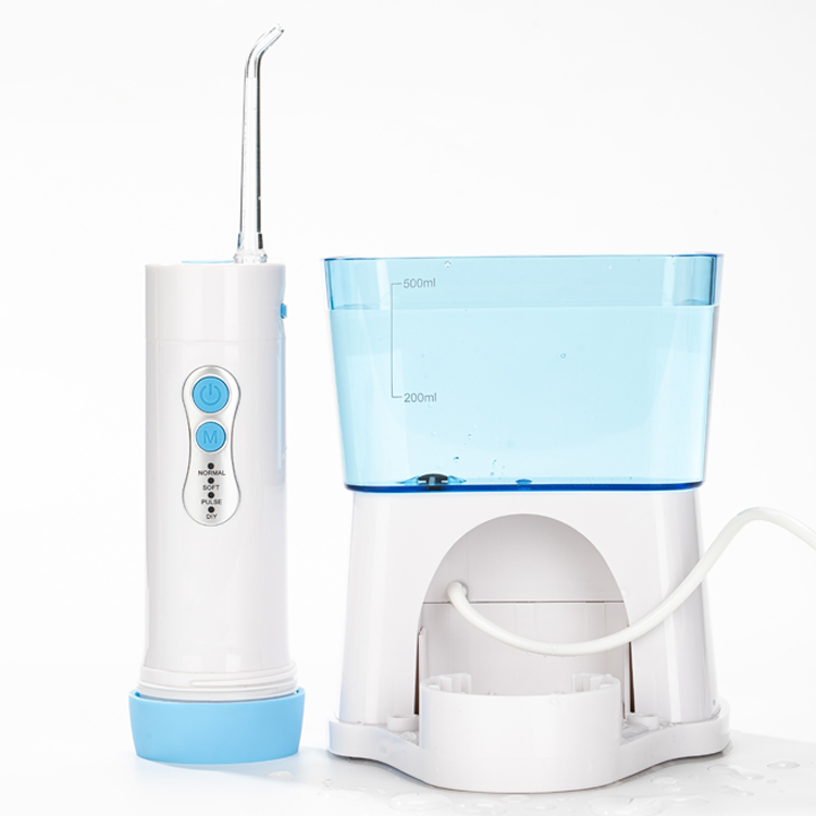 Professional Dental Care Products Water Flosser Soft Black Blue Customized Battery ROHS Color Nozzle Teeth Normal