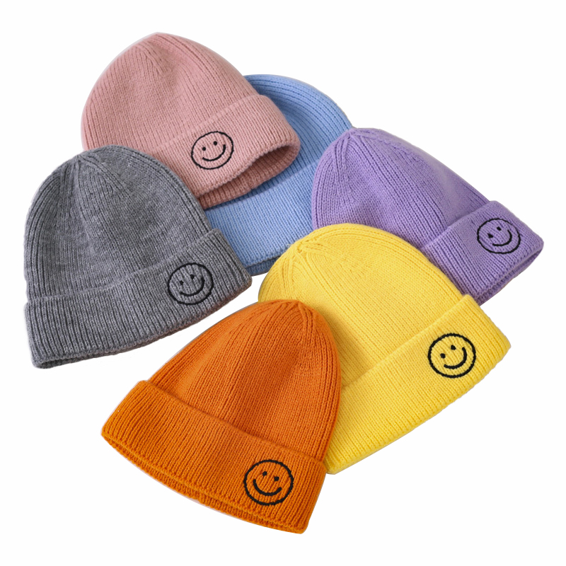 Youki new arrival 1 - 6 years baby knitted hat wholesales smiling face pattern baby hat