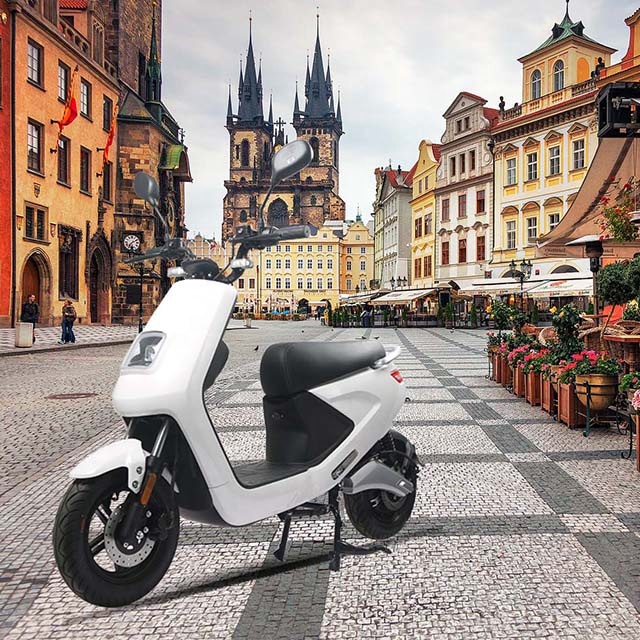 EEC 10 inch 48v 1440w Electric Motorcycle scooter for adult