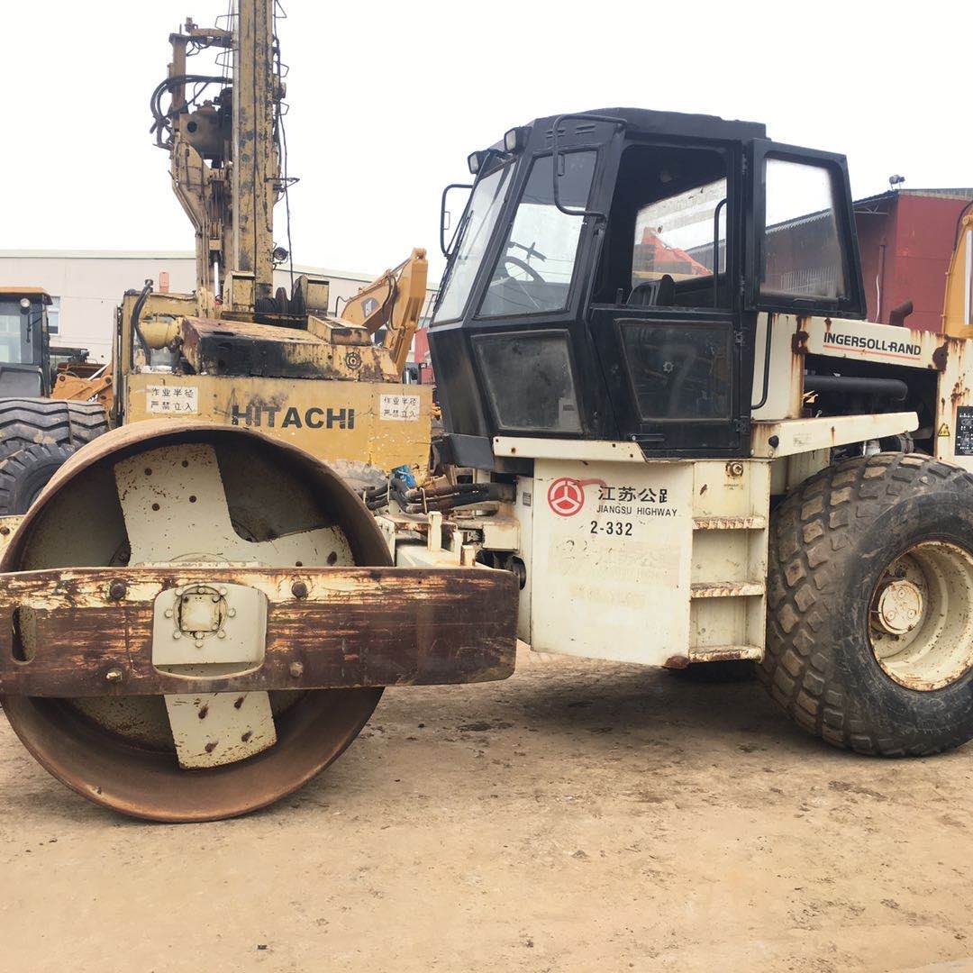 Дорожный каток Ingersoll Rand SD100 б/у