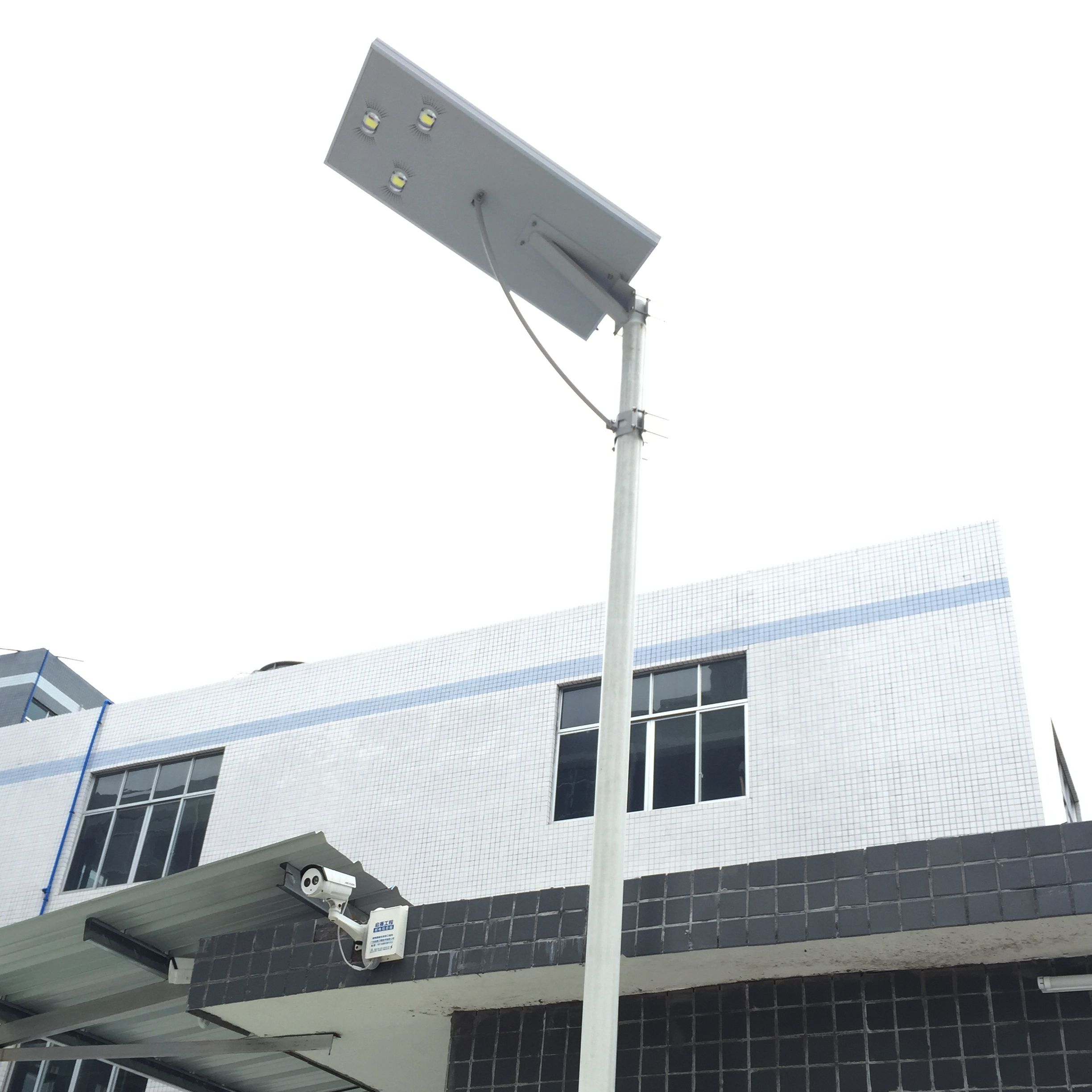 sensor all in two pathway ground highway solar street light manufacturer with camera