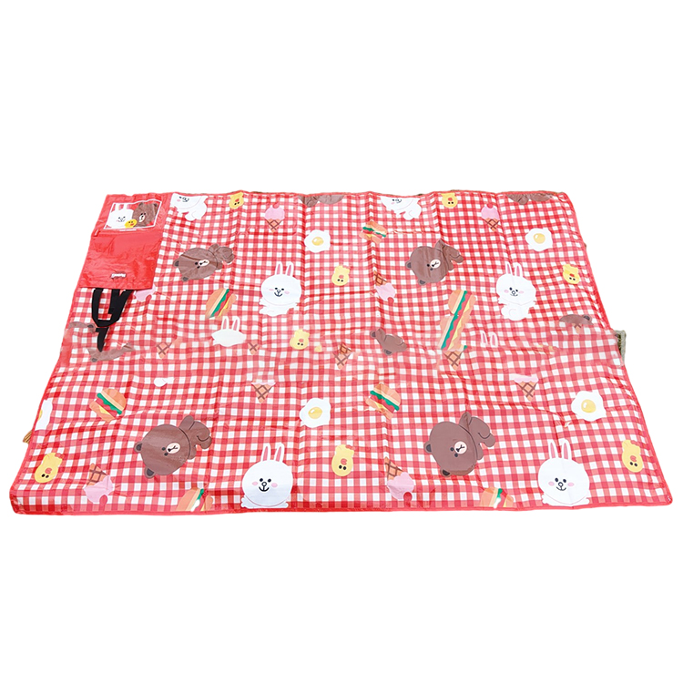 Wholesale Custom Print Fashionable Cute multipurpose Picnic Mat With Tote