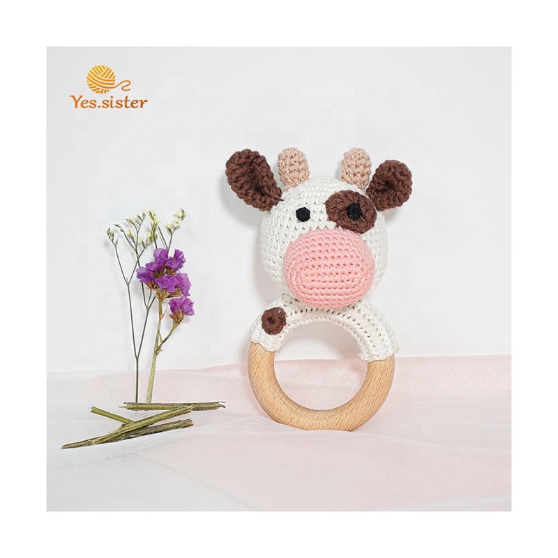 Babay Beachwood Molar Wooden Teething Ring Cusromized Crochet Animal Baby Cow Teether