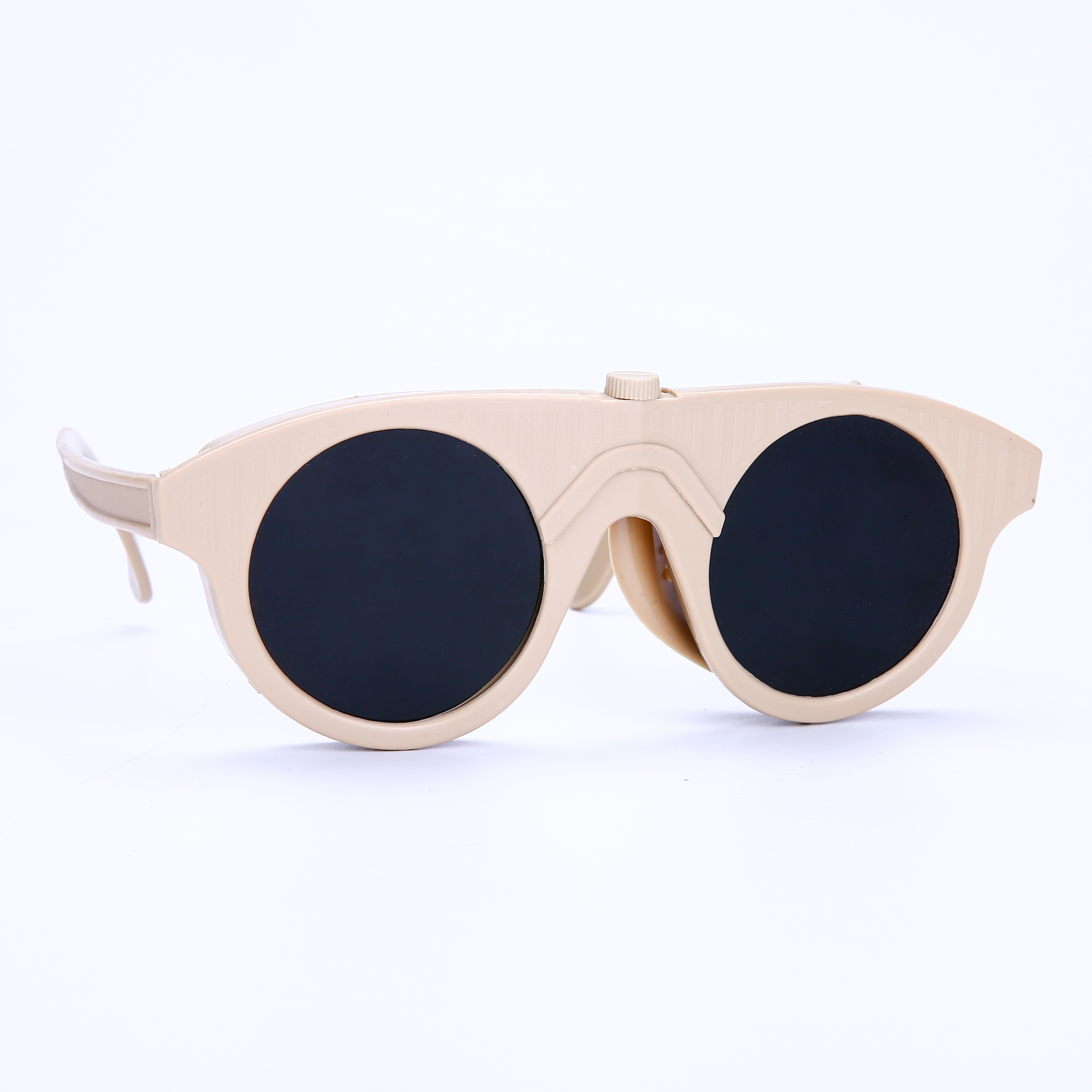 Customizable color flip-up front design resists splashing flexible PVC frame seals tightly safety welding goggles