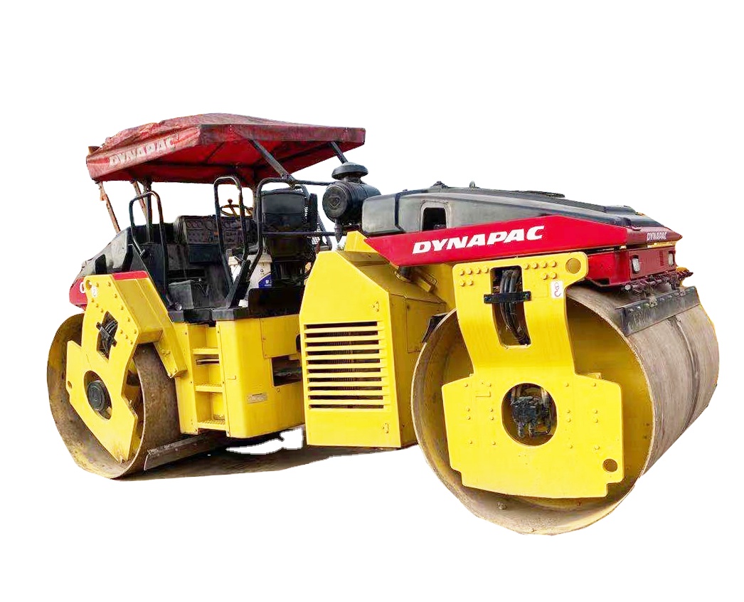 Sweden Dynapac CC211 rollers Used double drum roller Shanghai port loading