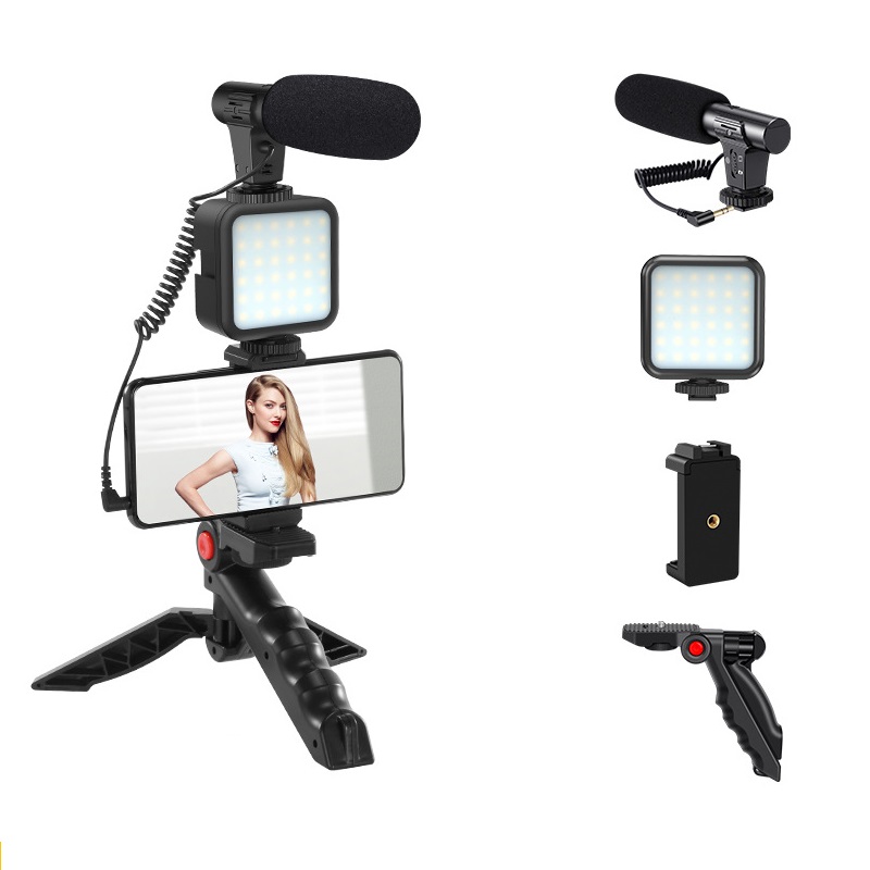 Whosale Outdoor Office LED Light Wireless Bluetooths Remote Microphone Multifunctional Tripod Camera Mobile Phone Tripod Stand