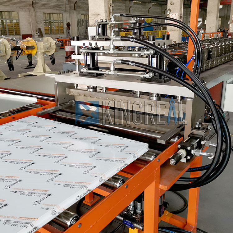 KINGREAL Billboard panel roll forming manufacturing production line