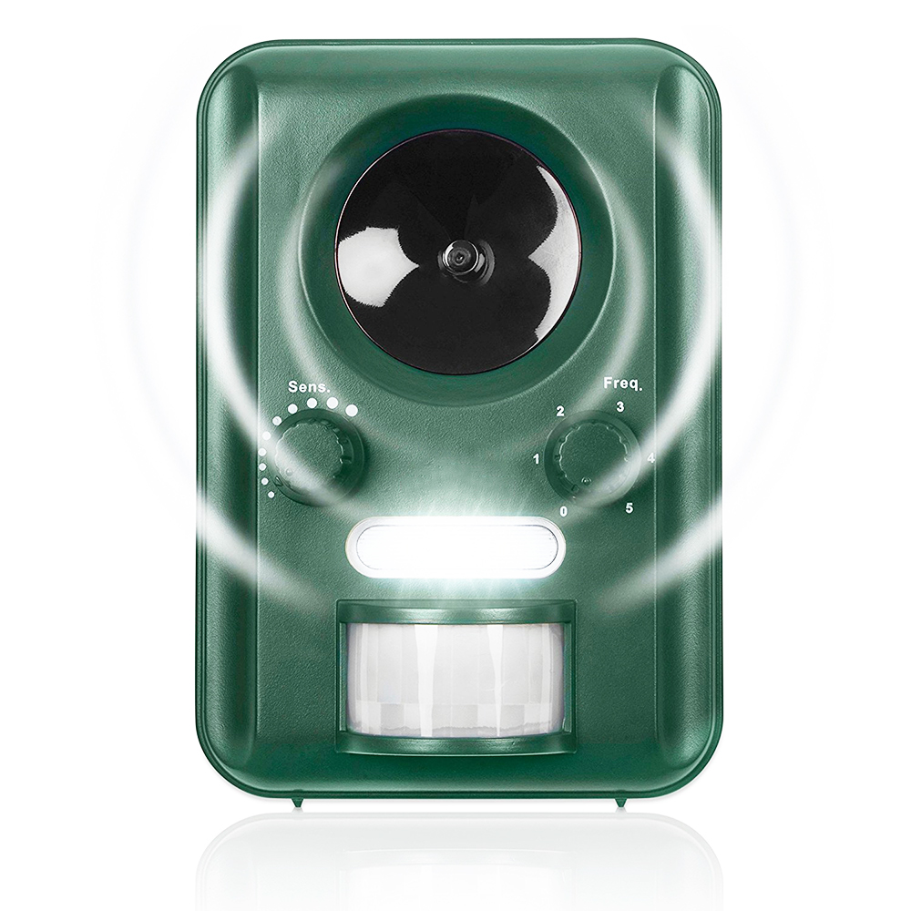 Wholesale Pest Repellent Hot Selling Solar Power Wild Rabbit Wolf Bat Bird Away Ultrasonic Animal Repeller