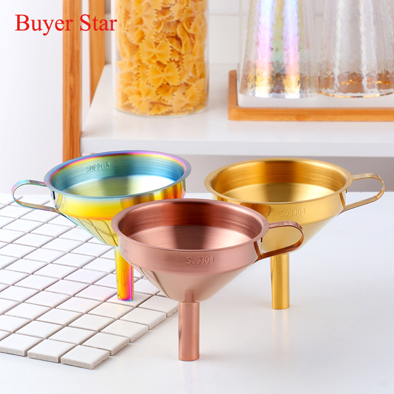 Kitchen accessories Stainless steel colored funnel with removable strainer filter