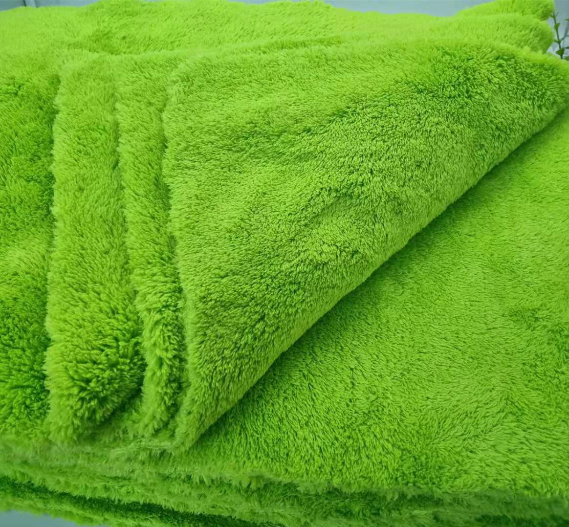 Edgeless plush pile coral fleece towel for cleaning car 40*60cm 670gsm