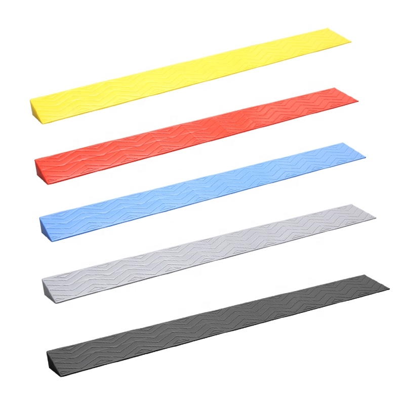 1cm Height Lightweight yellow Plastic Road Curb Ramp For car