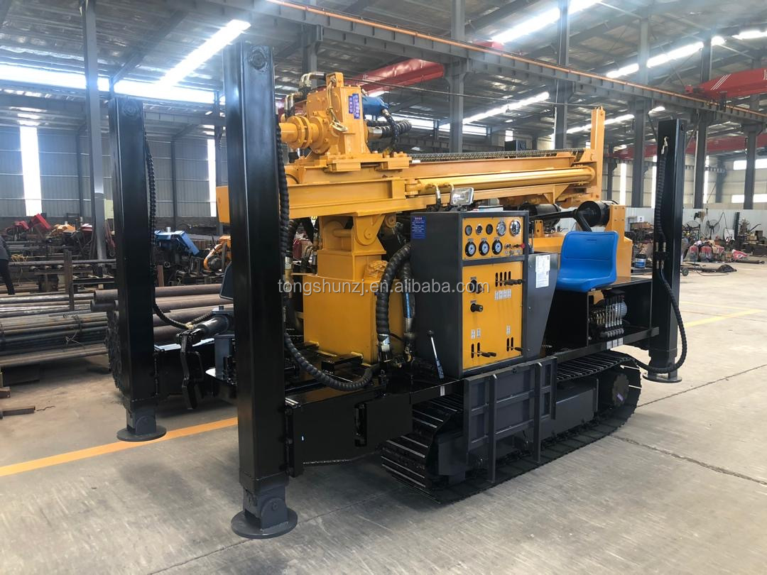 200M Depth Borehole Water Well DTH Drilling Rig With Air Compressor