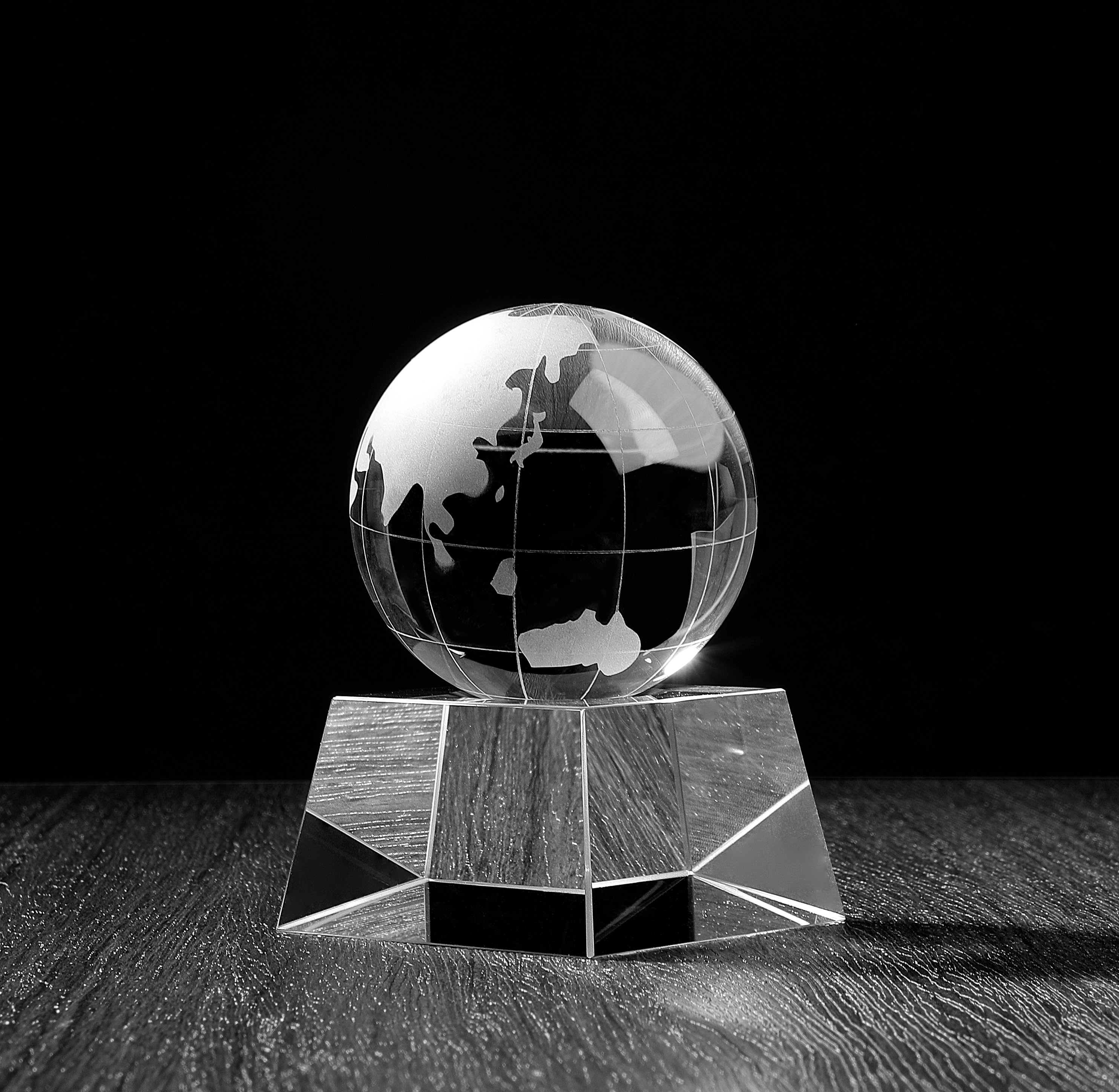 2021 new product crystal craft gifts Basketball style Globe shape K9 beauty crystal ball
