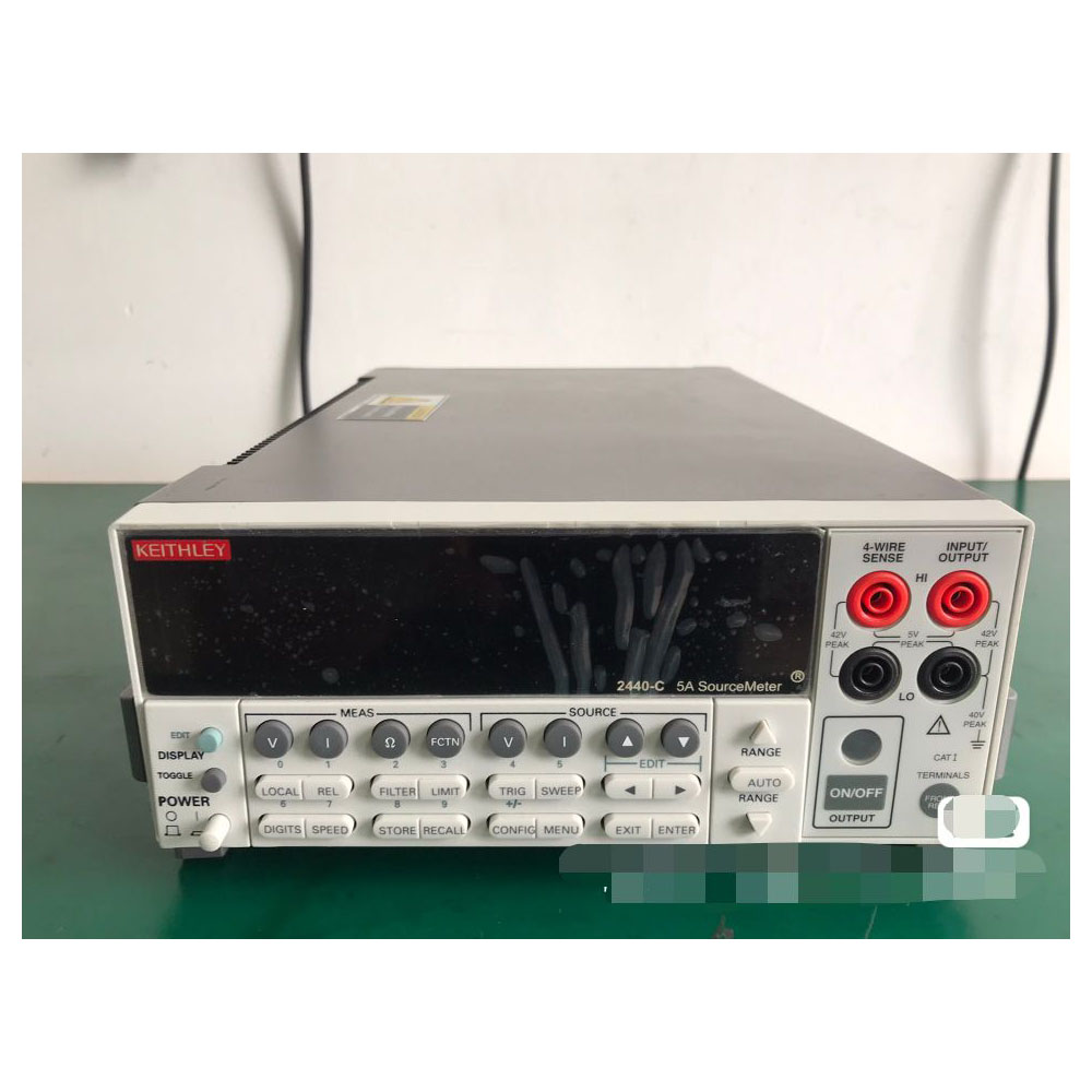 Измеритель источника KEITHLEY 2440-C, измерение 40 в, 5 А, 50 Вт