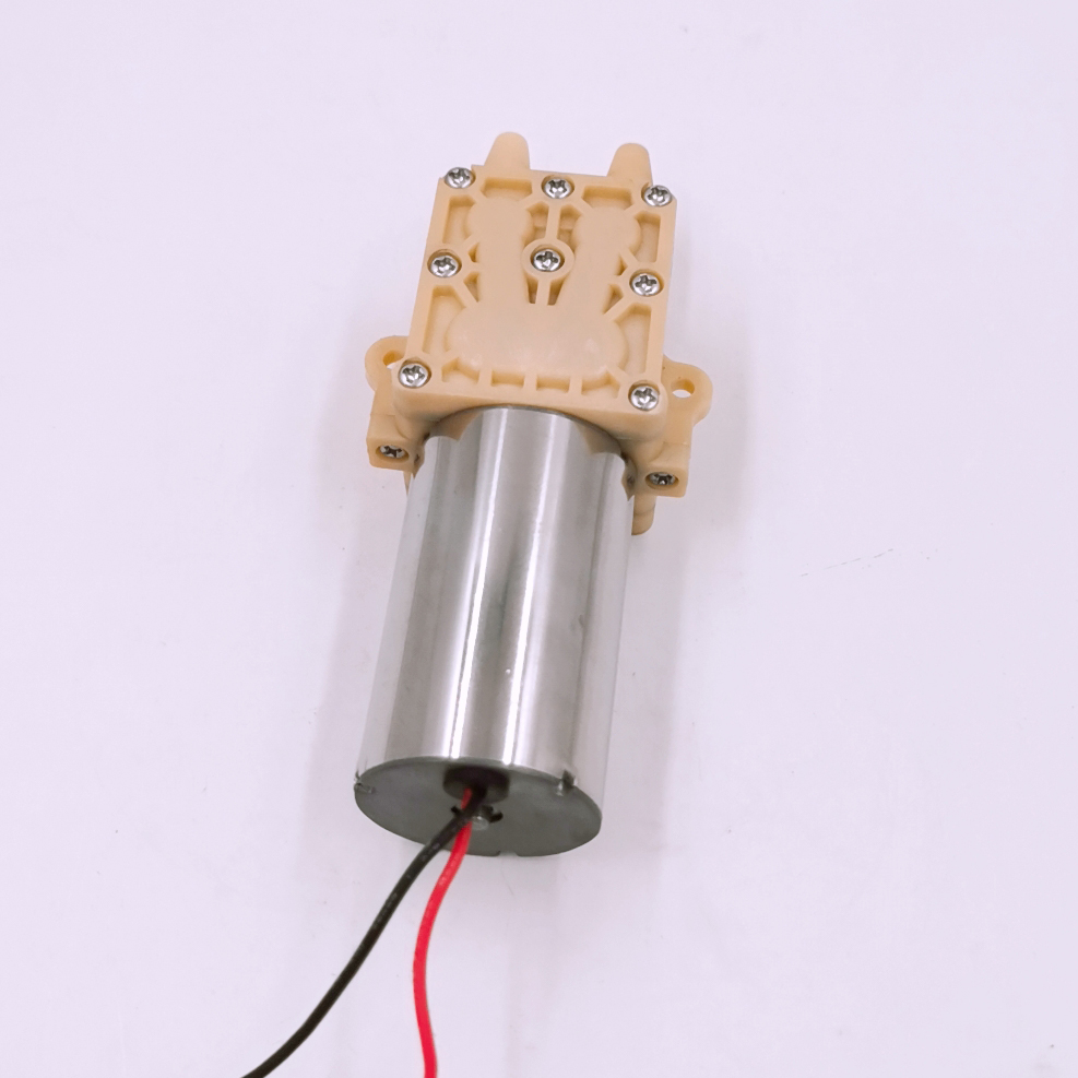 Цены selfpriming мини Электрический микро dc 12v 24v двигатель высокого давления Усилитель питьевой циркуляции спрей чернила горячий водяной насос дома