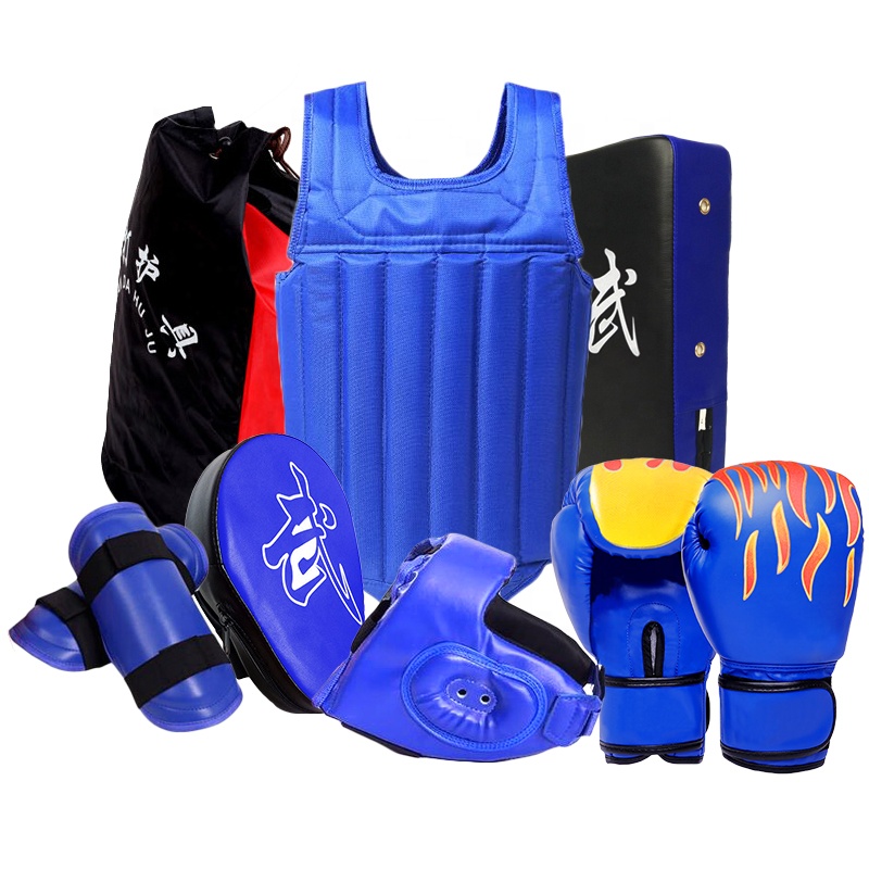 Различные варианты более дешевый защитный комплект шестеренок TKD MMA шлем для борьбы саньда подушки для ударов боксерские перчатки целый набор