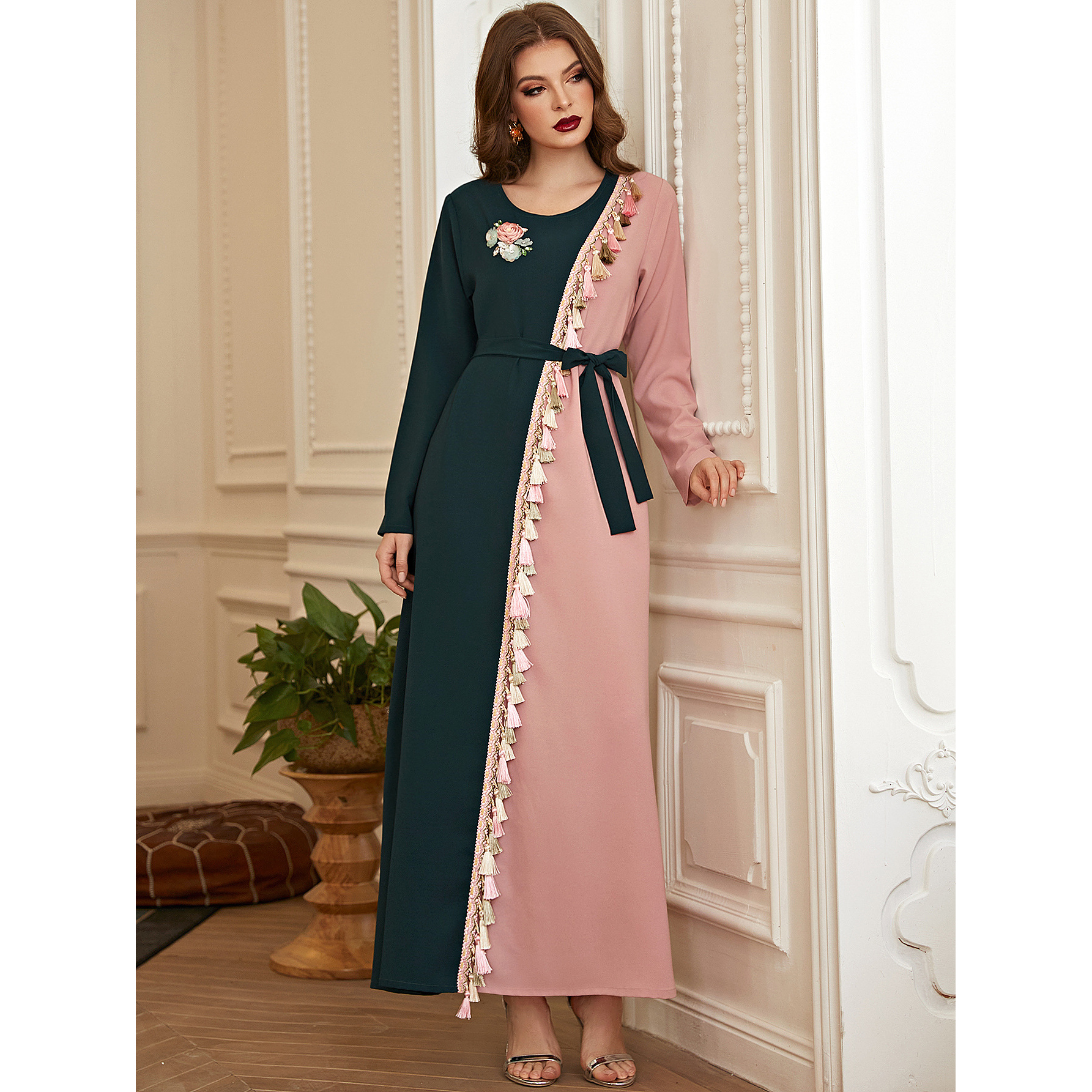 2021 New Arrival Rhinestone Handmade Floral Women Long Dress Muslim Islamic Clothing