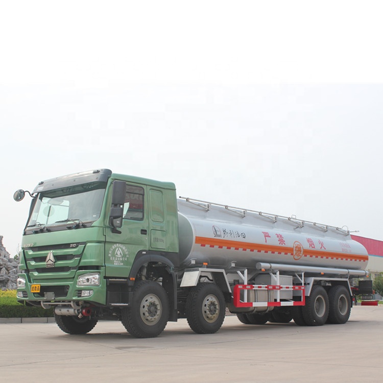 SINOTRUK HOWO 8X4 371HP 28CBM топливный танкер модель ZZ1317N4667W