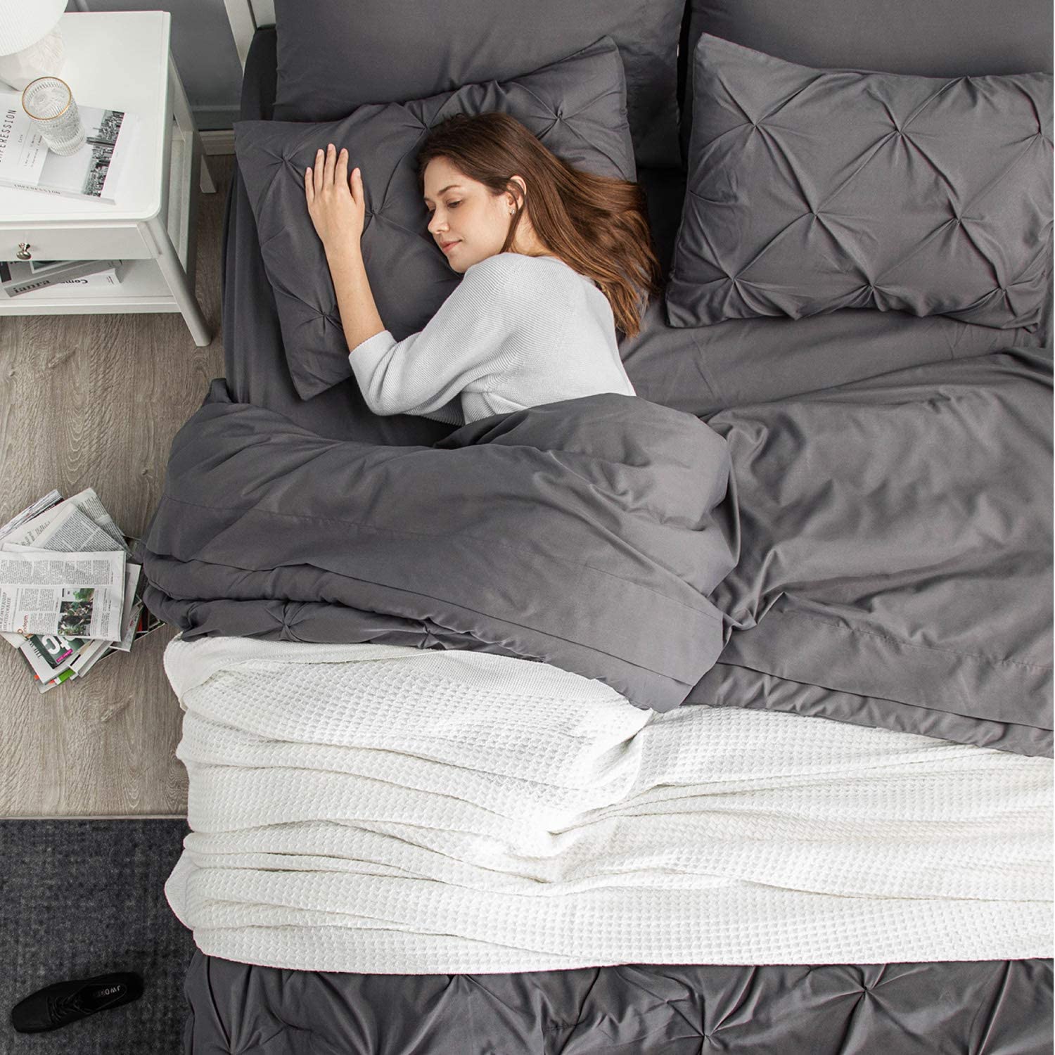 100% Polyester Bedding Sheet Sets Luxuriously Duvet Cover Quilt
