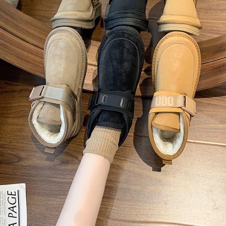 Custom Logo 2023 Fashion Warm Non-Slip Snow Boots Winter Thick-Soled Hard-Wearing Casual Shoes Martin Boots