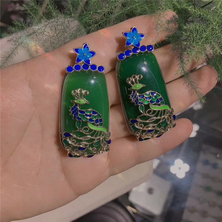 Wholesale China green chalcedony agate peacock pendant alloy necklace jewelry