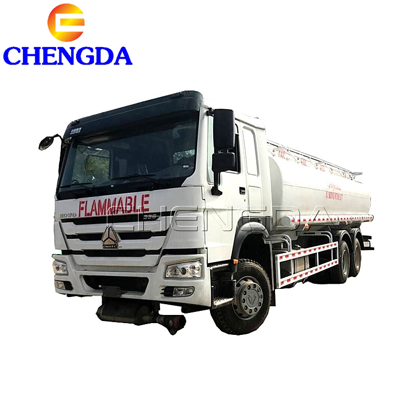 Sino грузовик 290hp 336hp дизель сырой нефти транспорт грузовик HOWO 6x4 5000 галлон топливный танкер