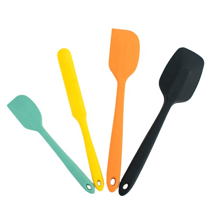 Kitchen tools Non-Stick Heat-Resistant Silicone Scraper Spatula for Baking & Pastry
