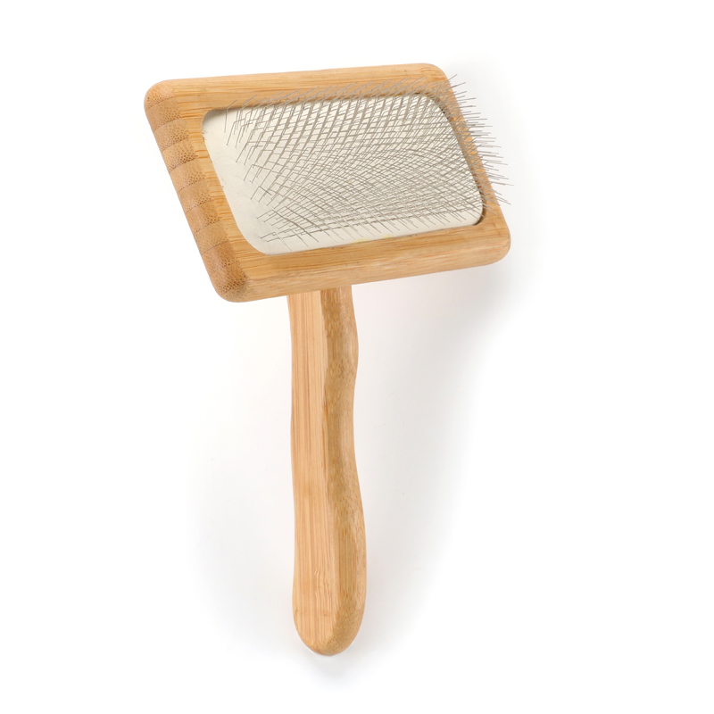 Abeis Factory Price 100% Natural Haruki Wood Durable Air Cleaning Animal Slicker Brush