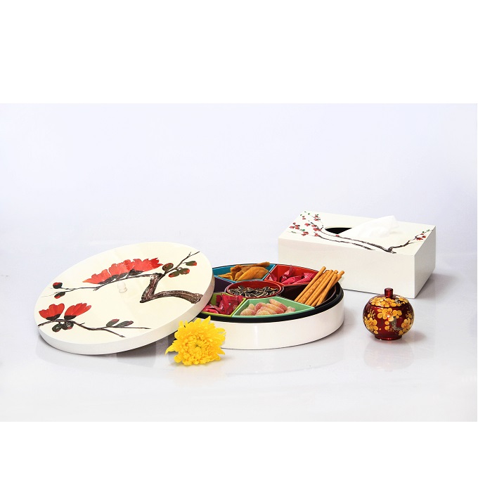 Lacquer round colorful wood wedding candy and cake box with custom logo