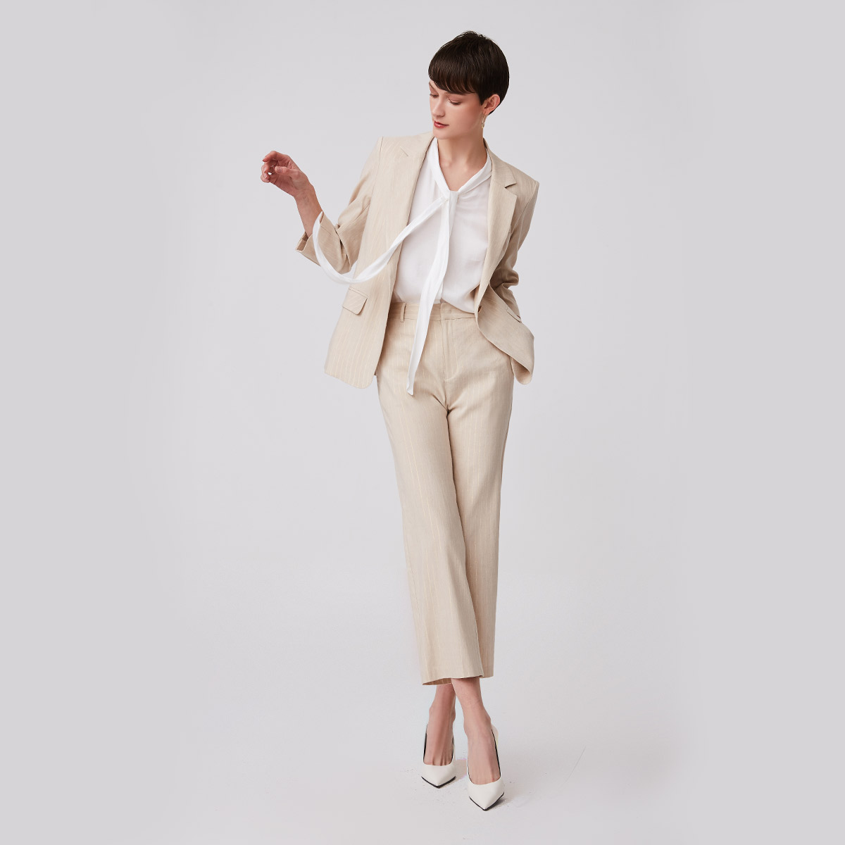 naivee summer woman golden stripe short sleeve linen suit for business lady