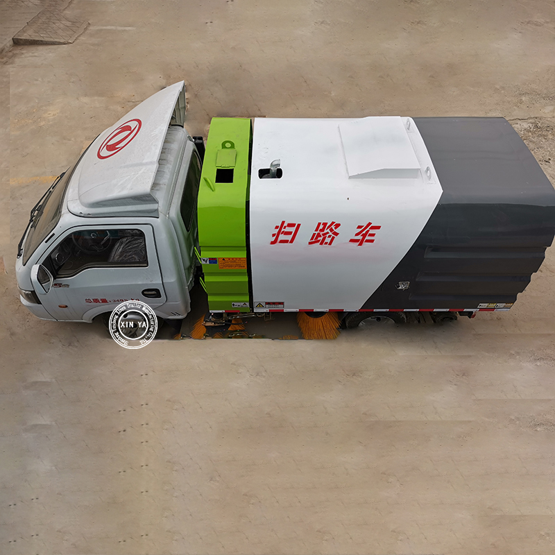Dongfeng Road sweeping machine 5cbm Dust Tank with 5cbm Water Tank for Road Cleaning