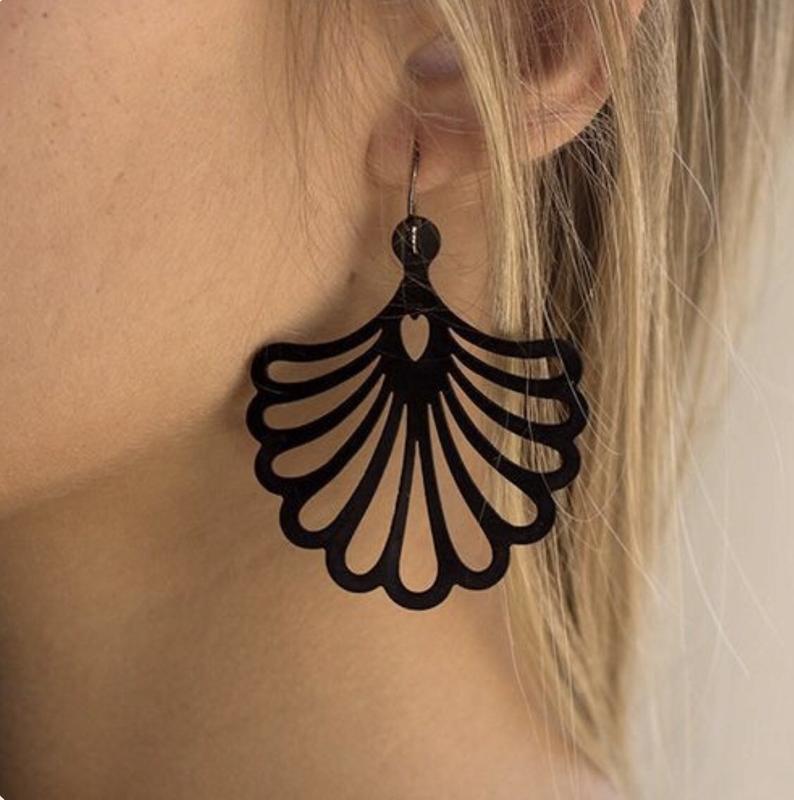 Laser cutting shell shape hollow oversize earrings for girl