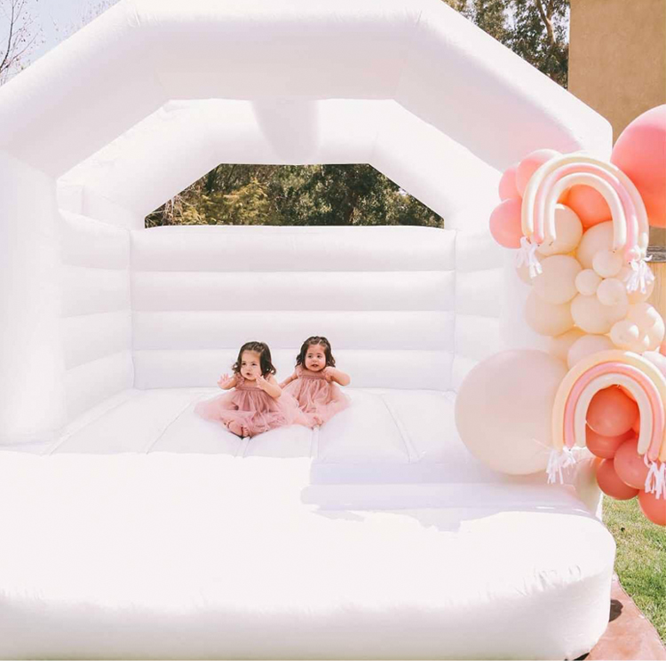 White Commercial Wedding Play Inflatable PVC Castle Inflatable Trampline Commercial Jumping Castles