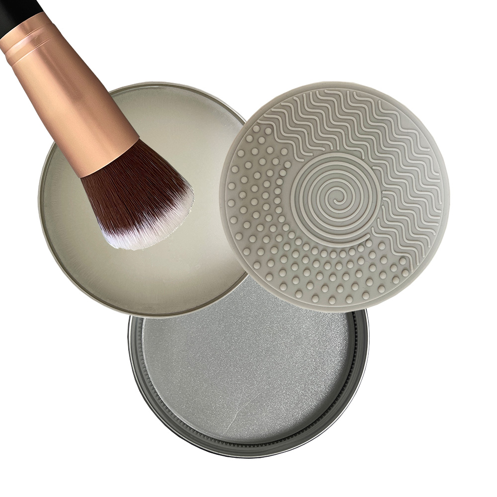 2 In 1 Makeup Brush Cleaner Comes With Soap And Silicone Wash Pad In