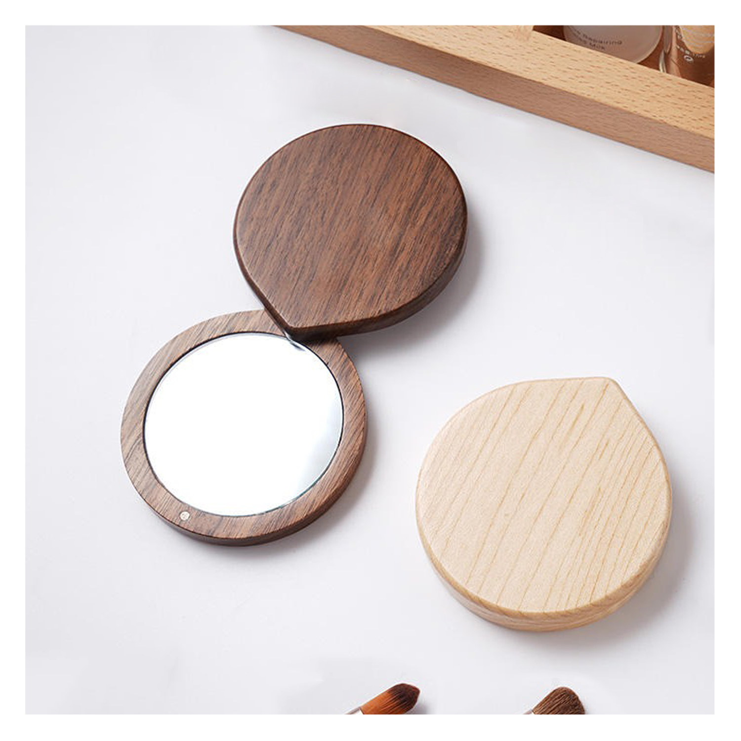 Women Wooden Custom Logo Round Mini Hand Held Rotating Design Travel Portable Makeup Mirrors Wood Compact Pocket Cosmetic Mirror