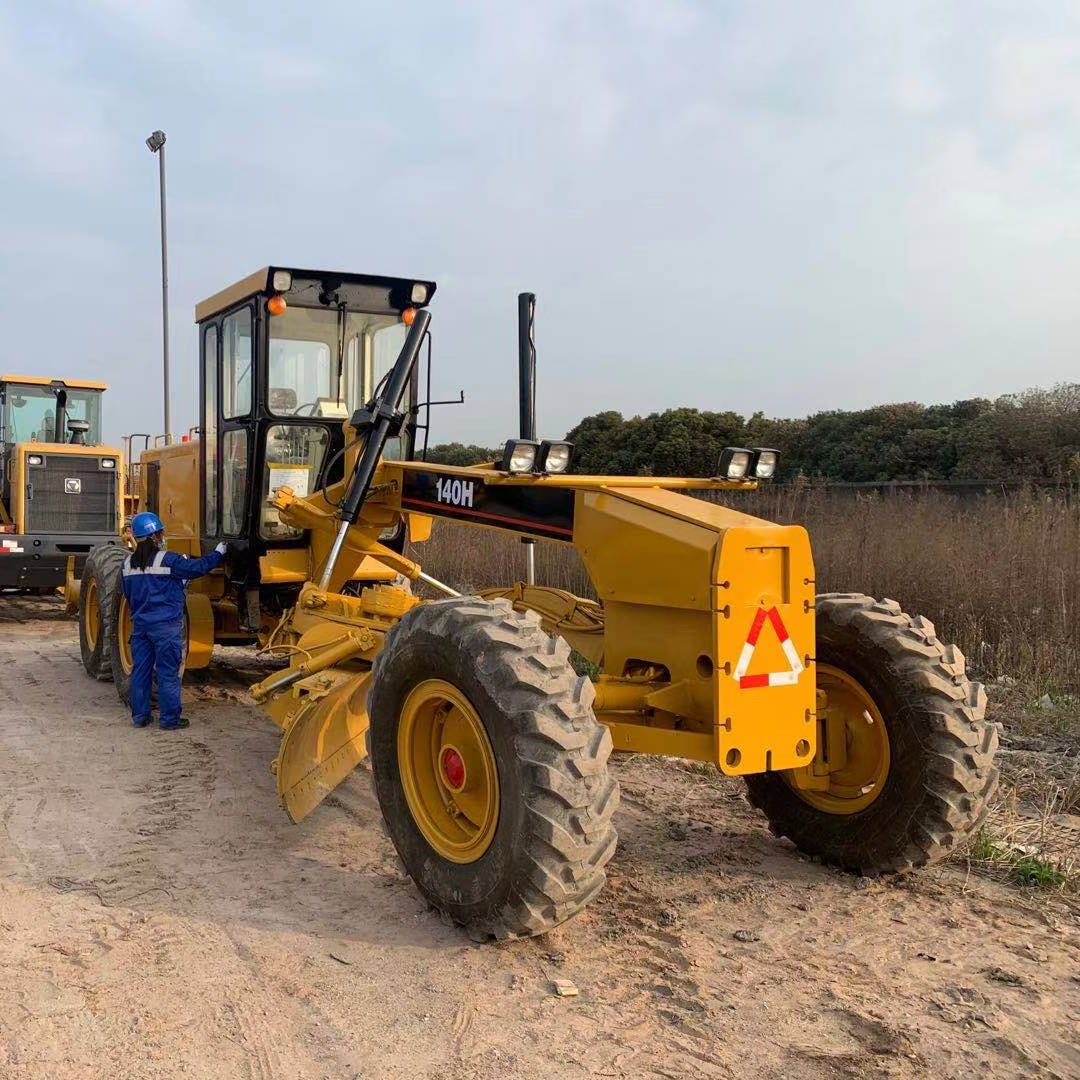Б/у автогрейдер CAT 140H 140G по низкой цене