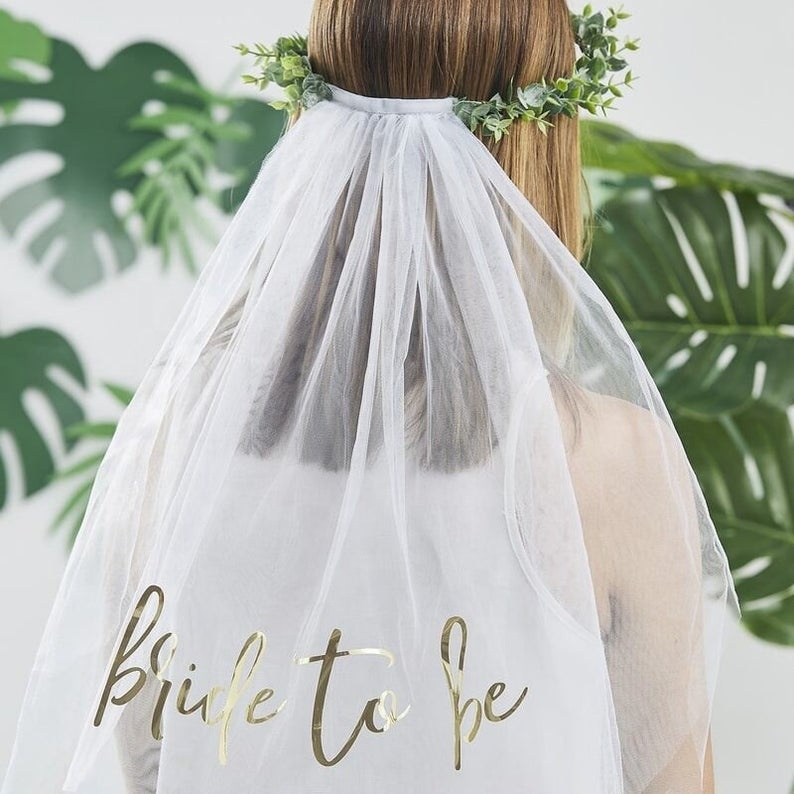 Новый дизайн лес Свадебные эвкалипта золото, с надписью "Bride to Be" вуаль Золотая Корона девичник свадебный душ листьев сахарного тростника венок из фатина